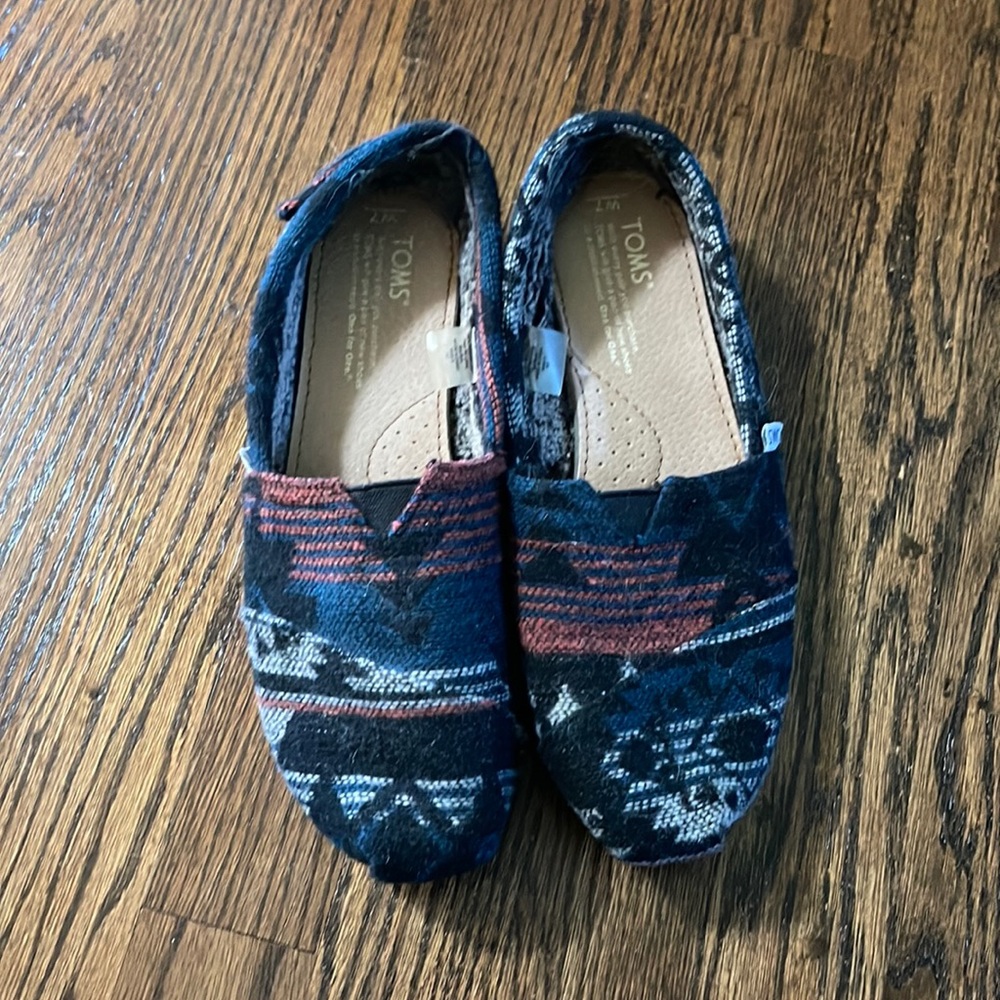 TOMS